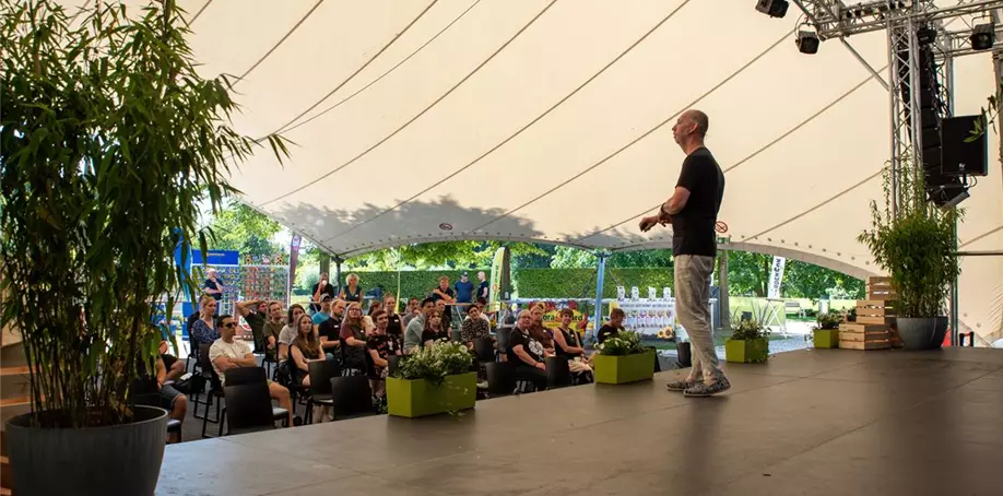 GardenCon 2022 - Vortrag Niepel - Copyright Bruno Nebelung GmbH.jpg
